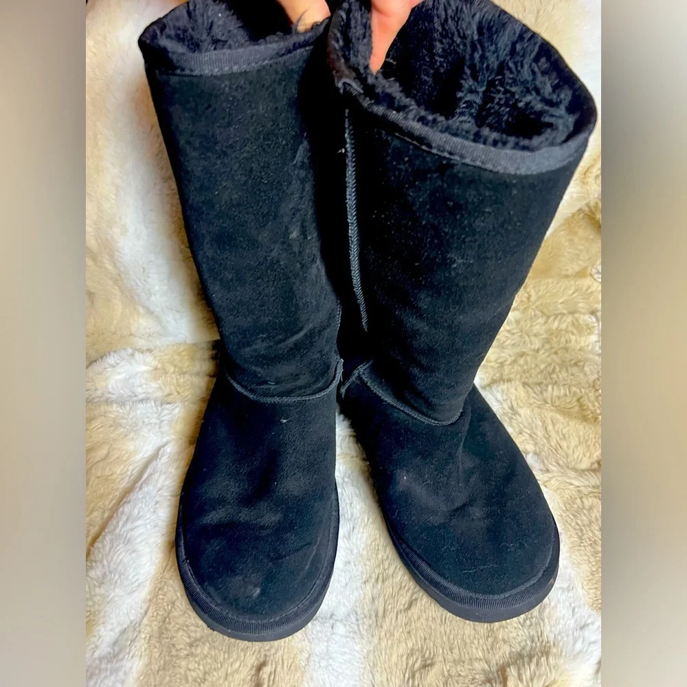 UGG Black Suede Classic 5815 Boots, W6